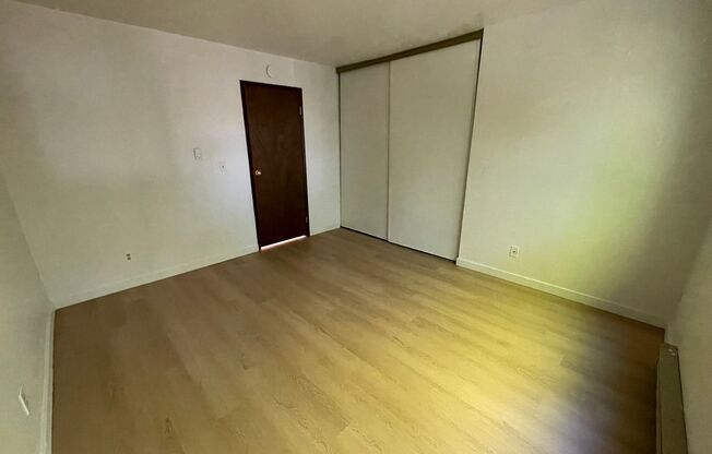 1 bed, 1 bath, 650 sqft, $1,750, Unit 28