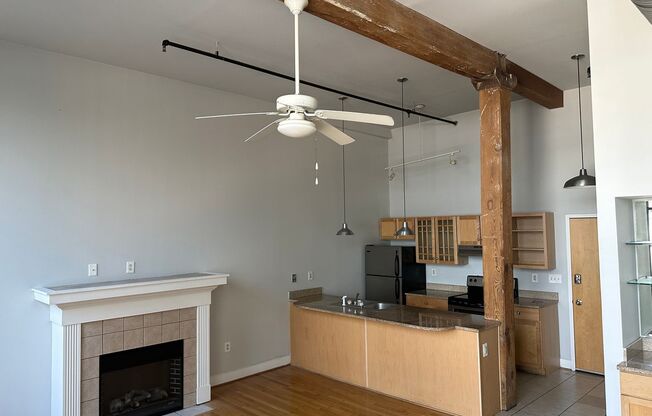 1 bed, 1 bath, 708 sqft, $1,025, Unit 106