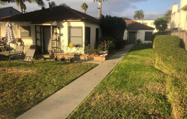 1 bed, 1 bath, 550 sqft, $2,250