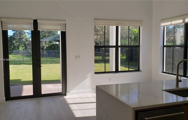 8280 NW 28TH ST COOPER CITY, FL 33024