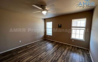 3 beds, 2 baths, $1,399