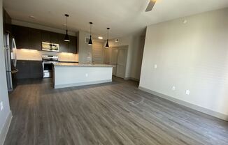 1401 Grove Blvd