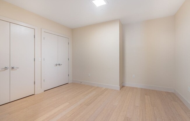 2 beds, 2 baths, 891 sqft, $4,350, Unit 708