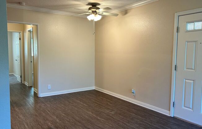 2 beds, 2 baths, 880 sqft, $2,705, Unit I-12