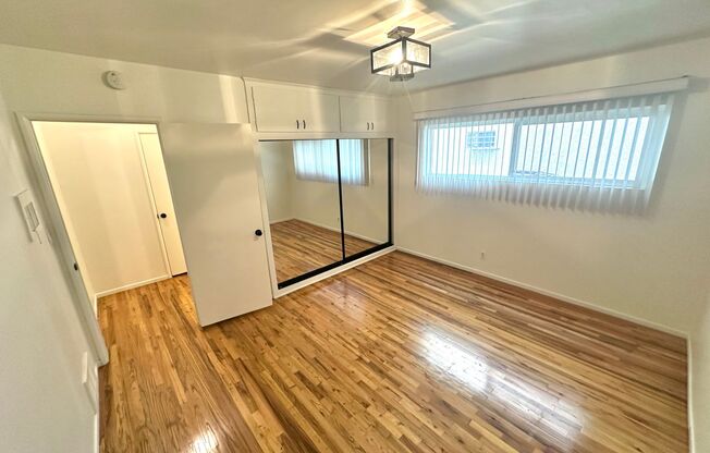 1005 N. Orange Grove Ave.