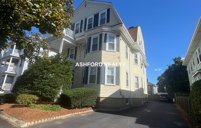 57 MARLBORO ST