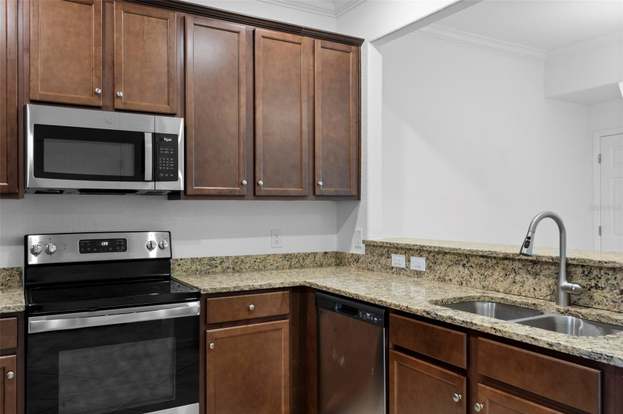 20458 LAGENTE CIR