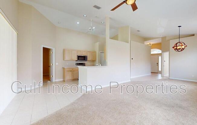 1436 HEDGEWOOD CIR