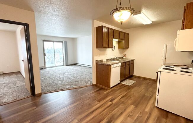 1 bed, 1 bath, 645 sqft, $760, Unit 1414-206