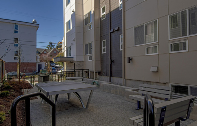 Studio, 1 bath, 222 sqft, $1,300, Unit U20 4536 Unit 507