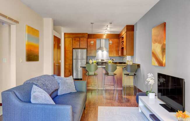 Vue Living Room