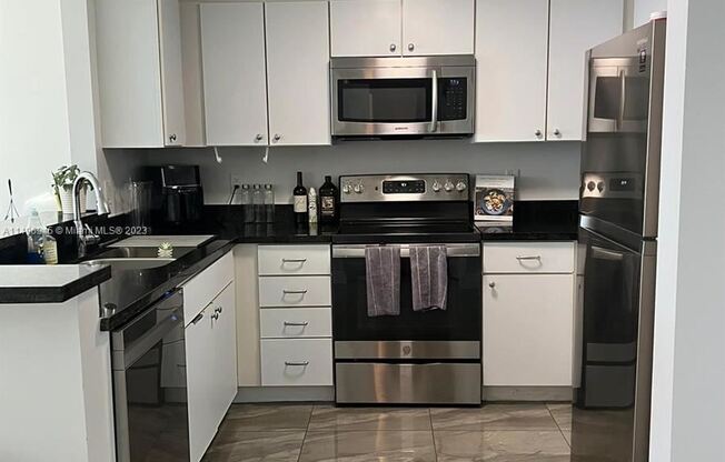 1250 S Miami Ave Apt 2107