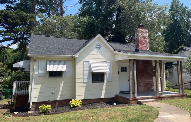 Adorable Home in Ashley Park!
