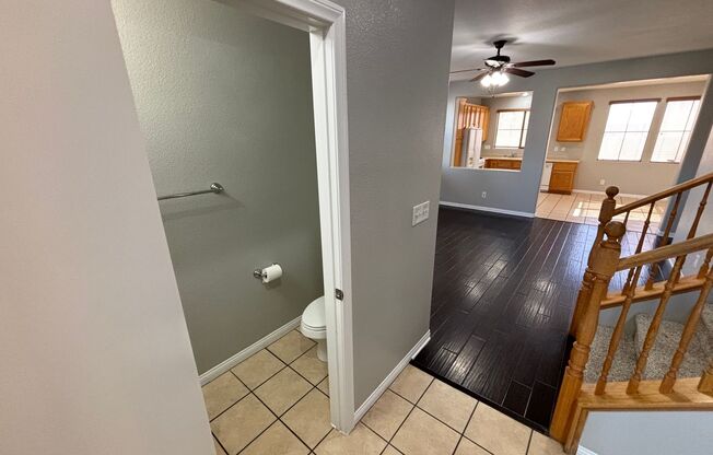 Beautiful 4Bed/3Bath/2Car home located between Summerlin/Providence area