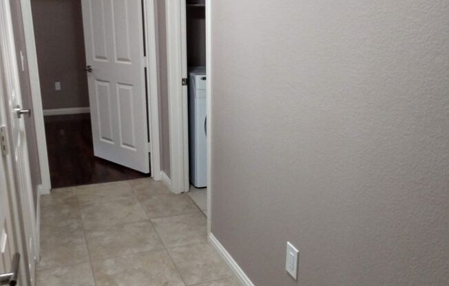 Cactus Ave. 1022