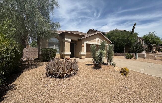 Bright & Spacious 3-Bedroom Phoenix Home – Modern Finishes & No Carpet!