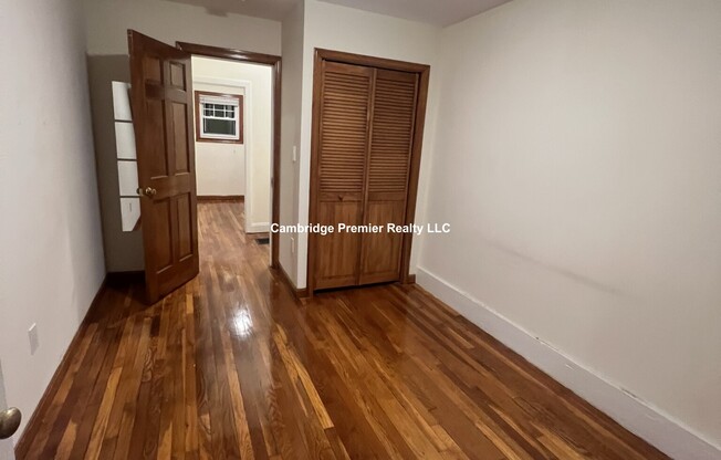 55 BONAIR ST