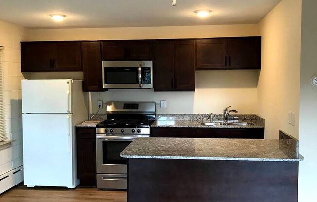 Studio, 1 bath, 500 sqft, $929, Unit 3611-022