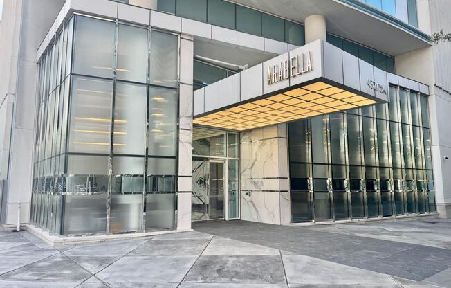 2 beds, 2 baths, 1,455 sqft, $4,000, Unit 1103