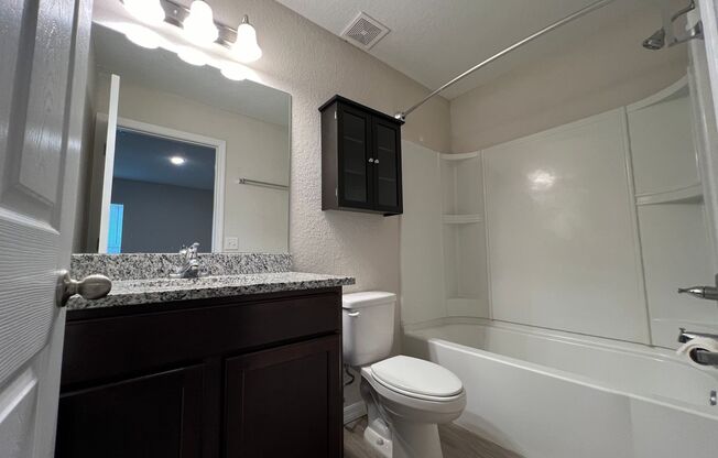 2 beds, 2 baths, $1,275