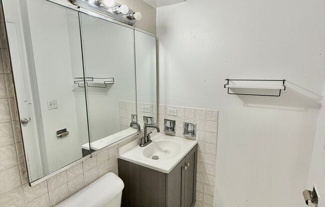 6815 N. Sheridan LLC