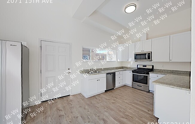 2071 15th Ave