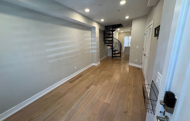 Bi-Level Newer Construction in the Heart of Brewerytown