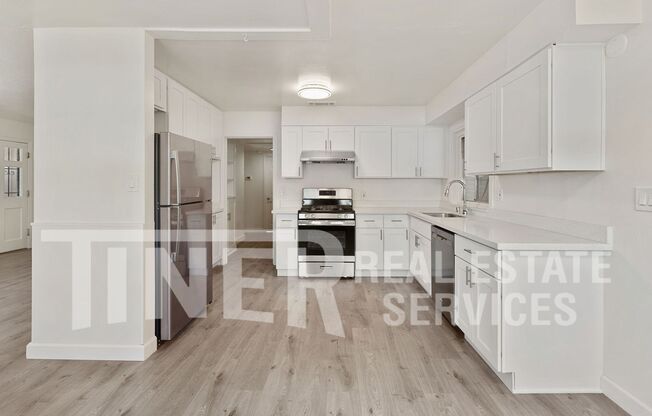 2228 22 AVE