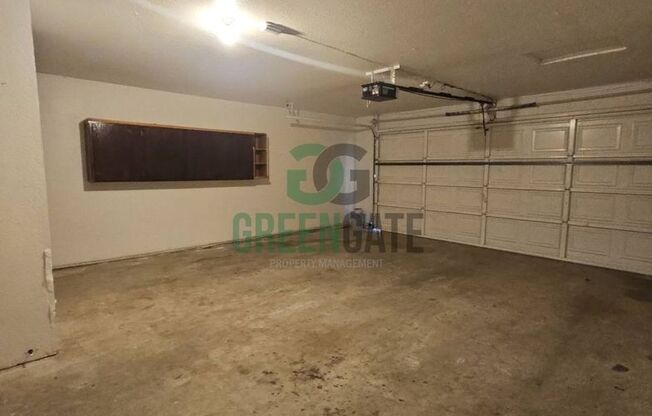 3 beds, 2.5 baths, $2,299