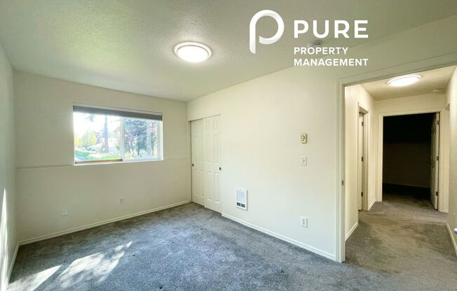 2 beds, 1 bath, $1,350, Unit 7