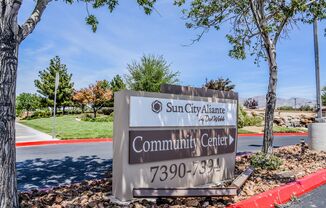 Beautiful Home In Sun City Aliante!!