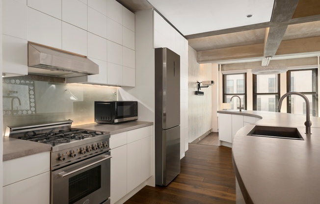 1 bed, 1.5 baths, 1,066 sqft, $6,000, Unit 5D