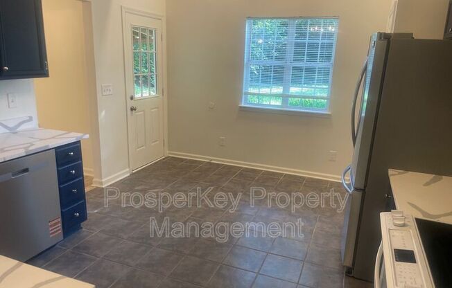 207 TIMBER RDG DR
