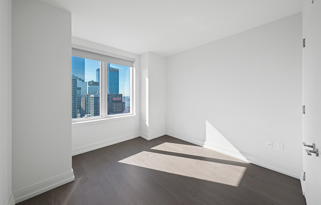 2 beds, 2 baths, $8,475, Unit 32E