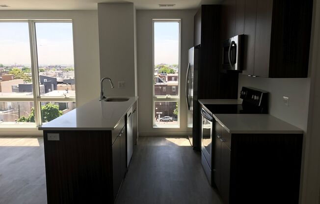 2 beds, 2 baths, 1,000 sqft, $2,550, Unit 606