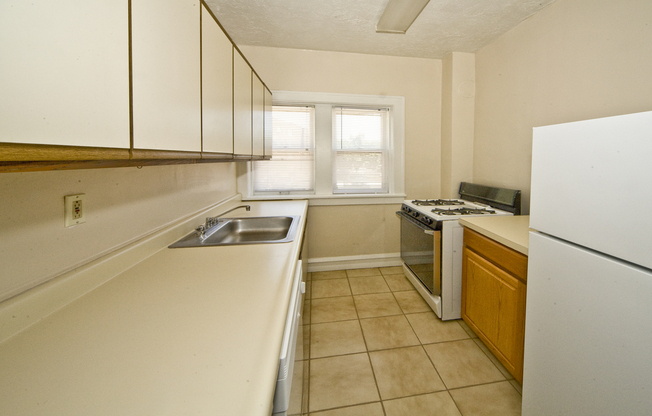 2374 Euclid Heights Blvd