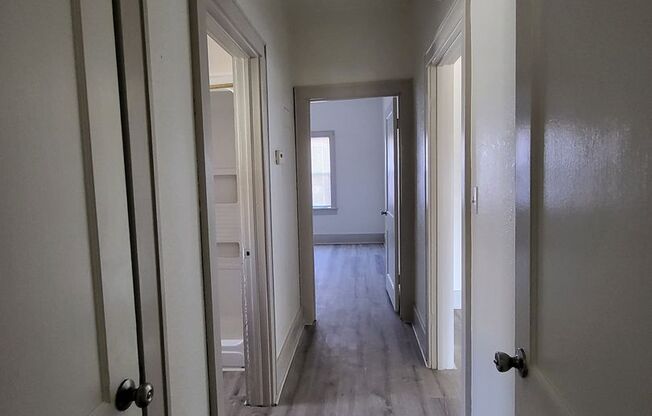 1326 W ELM