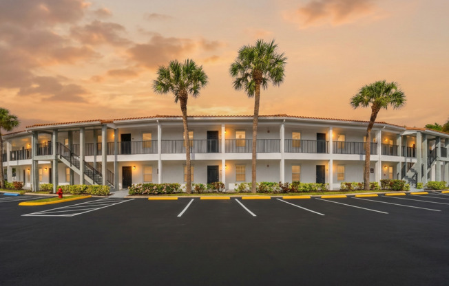 2 beds, 2 baths, 1,100 sqft, $2,350, Unit 5458 - 202