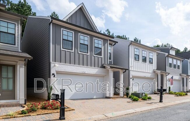 717 STICKLEY OAK WAY