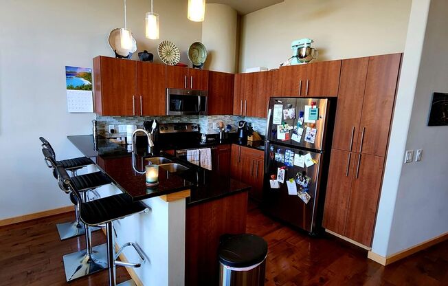 1 bed, 1.5 baths, 1,022 sqft, $1,900, Unit 102