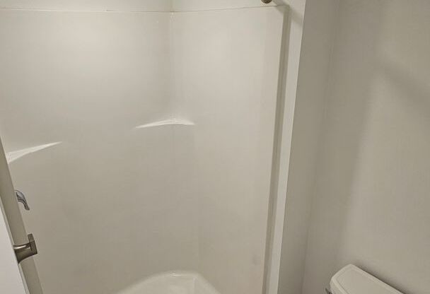 1 bed, 1 bath, 371 sqft, $795, Unit 216