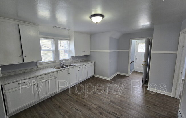 3895 A N 5 ST