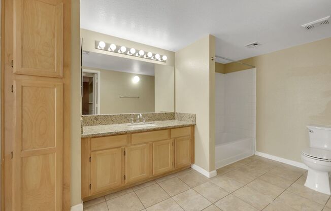 1 bed, 1 bath, $1,225, Unit # 1018