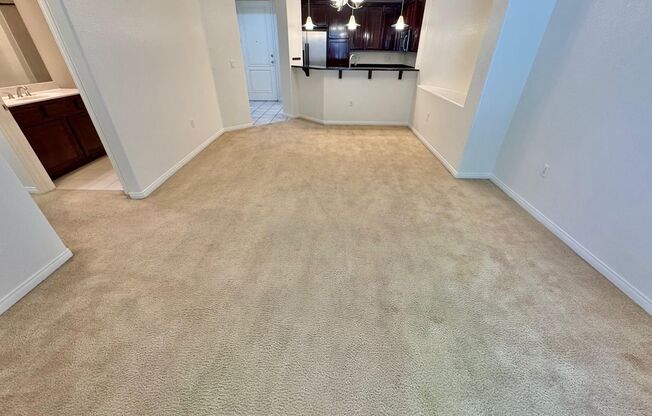 STUNNING 2 BEDROOM 2 BATHROOM FIRST FLOOR CONDO LOCATED ON THE SOUTH LAS VEGAS STRIP. SITUATED IN A GUARD GATED COMMUNITY
