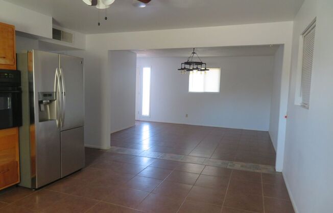 3 beds, 2 baths, $1,600