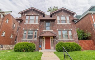 4123 CASTLEMAN AVE