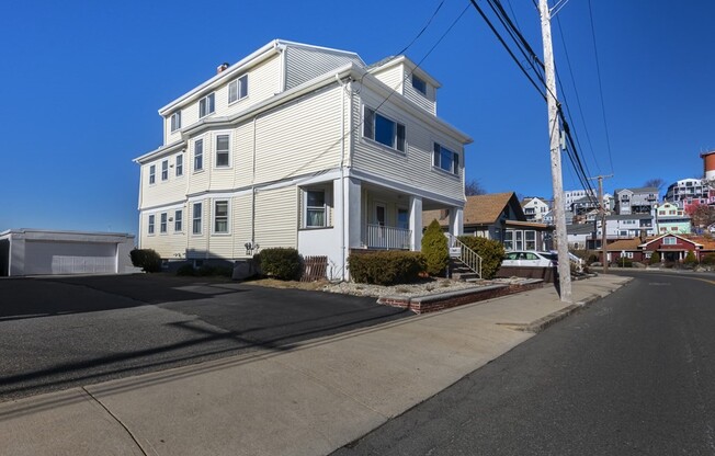 789 SHIRLEY ST