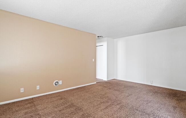 1 bed, 1 bath, 575 sqft, $1,089, Unit D202