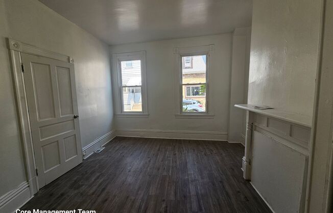 1 bed, 1 bath, $995, Unit Unit 1