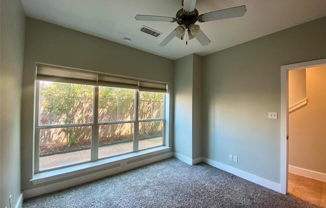1602 JENSEN CT
